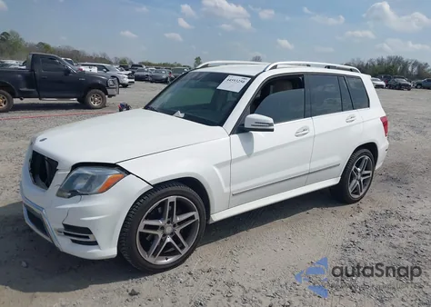 2015 Mercedes-Benz Glk 350 z USA, uszkodzony, nr VIN WDCGG5HB6FG421406